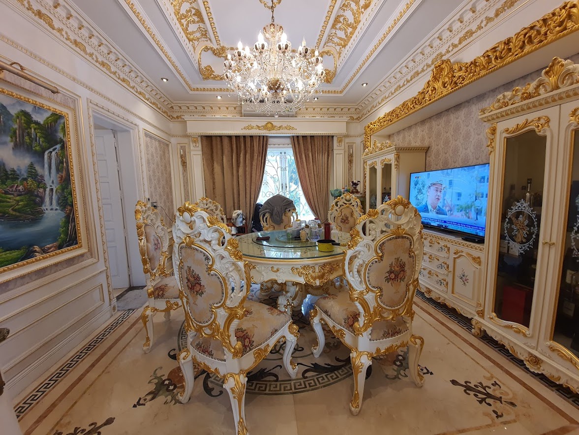 loa mat truoc biet thu dat vang 24k cua dai gia hai duong dspl 6