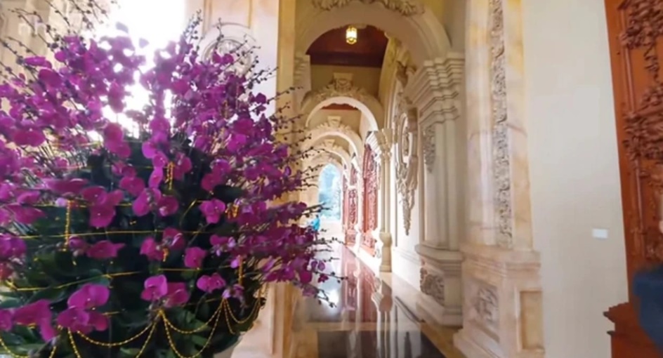 lau dai nghin ty dong cua dai gia ninh binh tran dat vang phong nghe nhac chua duoc 300 nguoi 5 lau dai nghin ty dong cua dai gia ninh binh tran dat vang phong nghe nhac chua duoc 300 nguoi 5