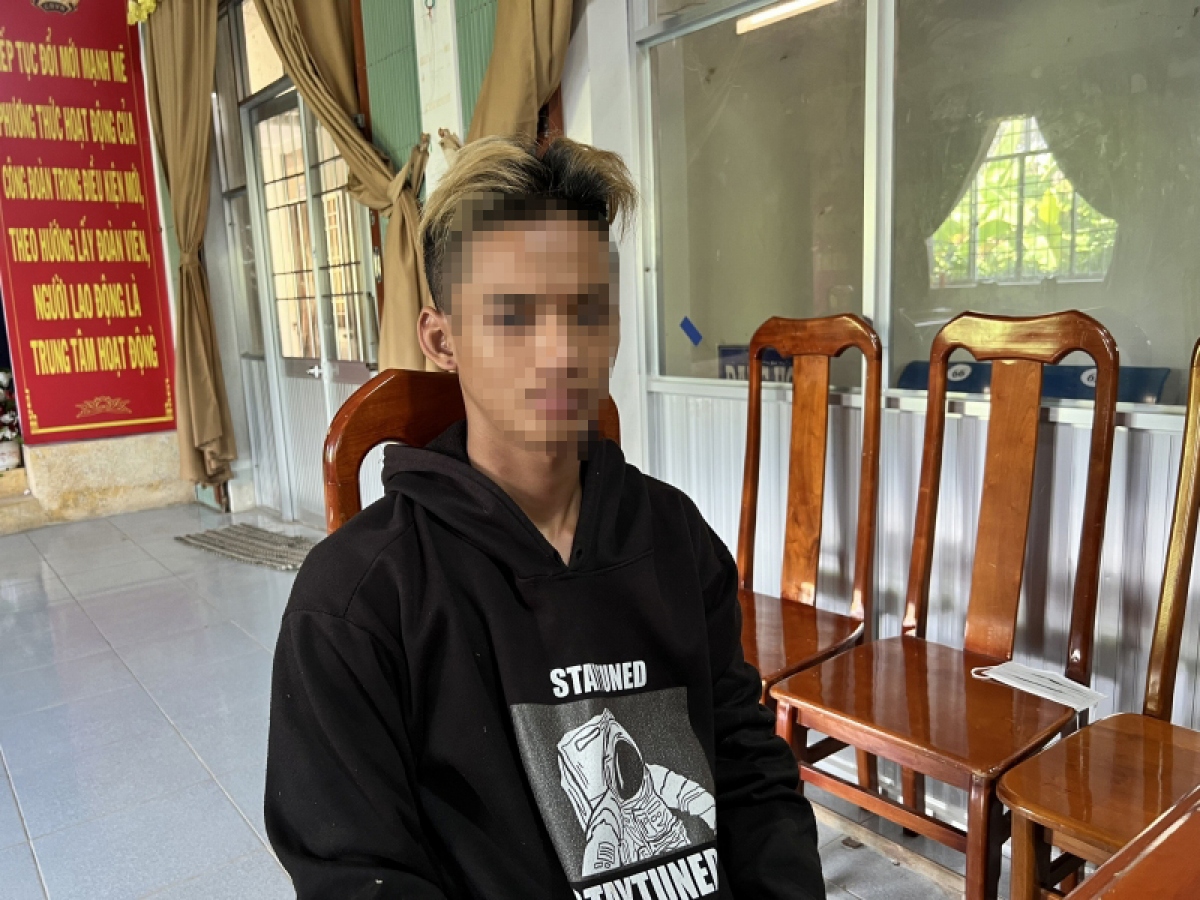 cong an lam viec voi nam thanh nien to giac vu chet nguoi sai su that cong an lam viec voi nam thanh nien to giac vu chet nguoi sai su that