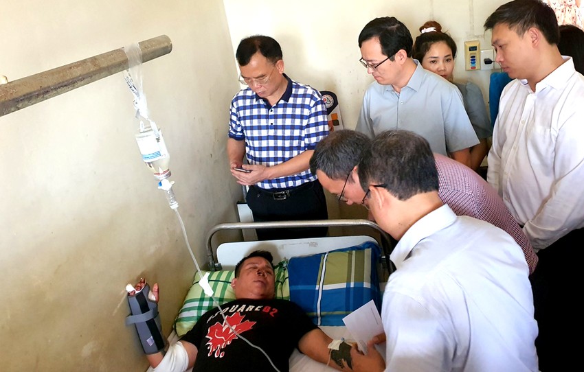 vu lat xe 4 nguoi chet o khanh hoa huong dan vien ke lai tinh tiet quan trong vu lat xe 4 nguoi chet o khanh hoa huong dan vien ke lai tinh tiet quan trong
