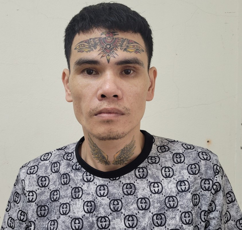 ke tron truy na sa luoi boi hinh xam di biet ngay vung tran ke tron truy na sa luoi boi hinh xam di biet ngay vung tran
