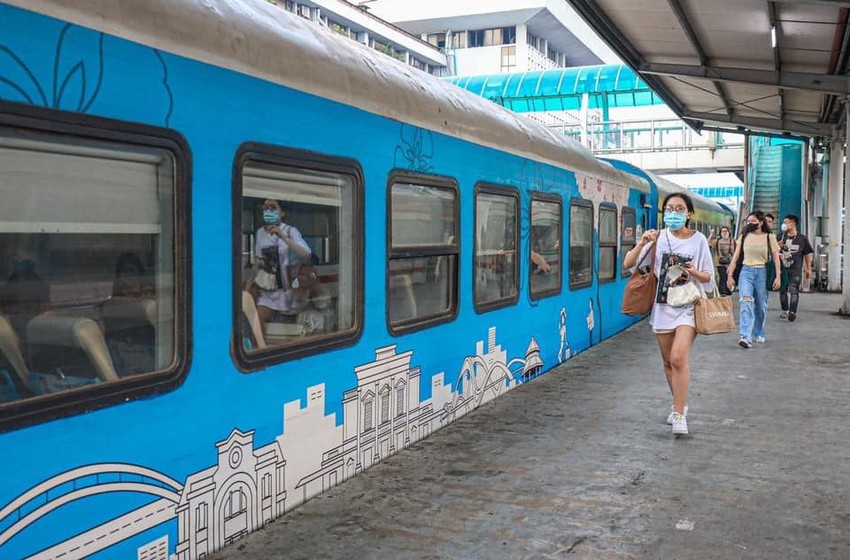 duong sat tiep tuc tang cuong tau di lao cai thanh hoa vinh