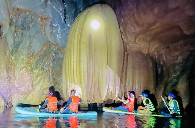quang binh phat hien hang son nu tuyet dep giua rung truong son2 quang binh phat hien hang son nu tuyet dep giua rung truong son2