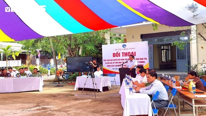 vu phu huynh khong cho con hoc truong moi o da nang dien bien moi nhat2 vu phu huynh khong cho con hoc truong moi o da nang dien bien moi nhat2