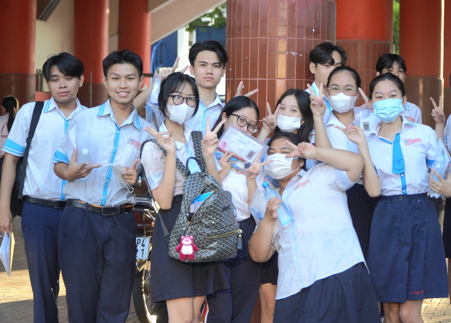hon 1000 sinh vien trung tuyen dh bach khoa tphcm la nu hon 1000 sinh vien trung tuyen dh bach khoa tphcm la nu