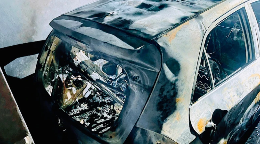 hien truong vu chay gara nha dan o hai phong 4 nguoi may man duoc giai cuu 6