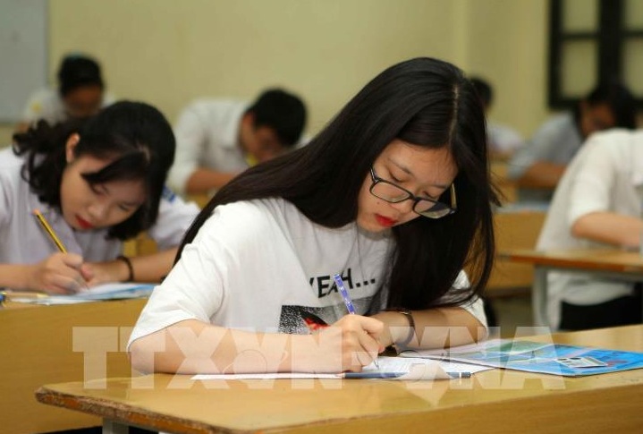 ha noi hoc sinh lop 12 lam bai kiem tra khao sat truc tuyen dspl ha noi hoc sinh lop 12 lam bai kiem tra khao sat truc tuyen dspl