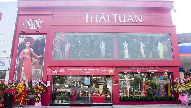 vai thai tuan vay 200 ty bang traihieu the chap co phan cung loat bat dong san dspl vai thai tuan vay 200 ty bang traihieu the chap co phan cung loat bat dong san dspl