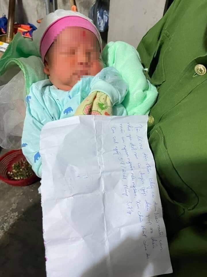 vu be trai so sinh bi bo roi canh canh dong o ha noi dspl vu be trai so sinh bi bo roi canh canh dong o ha noi dspl