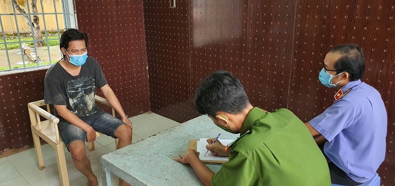 vuot chot di tham ban gai chem cong an dspl 1 vuot chot di tham ban gai chem cong an dspl 1