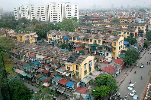 rung minh nhung can chung cu nguy hiem cap d toa lac tren dat vang ha noi dspl 10