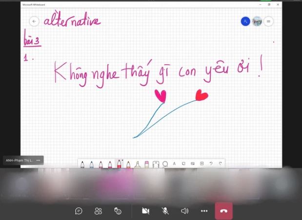 khong bat duoc mic hoc online hoc sinh duoc co giao viet vai dong ngot lim tim dspl