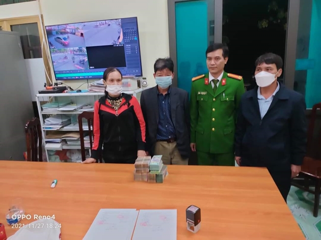 nguoi dan nhat duoc gan 1 ty dong tra lai cho can bo xa dspl nguoi dan nhat duoc gan 1 ty dong tra lai cho can bo xa dspl