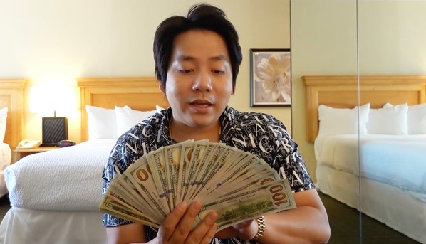 lum xum khoa pug johnny dang youtuber phat ngon 30 ty la rac giau co nao dspl lum xum khoa pug johnny dang youtuber phat ngon 30 ty la rac giau co nao dspl