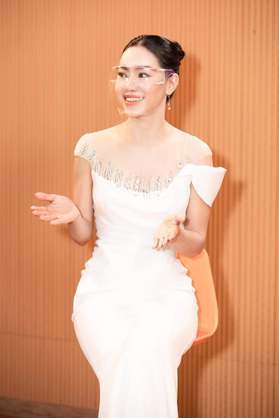 he lo doanh nghiep va ba trum dung sau thanh cong cua miss grand 2021 thuy tien dspl 2 he lo doanh nghiep va ba trum dung sau thanh cong cua miss grand 2021 thuy tien dspl 2