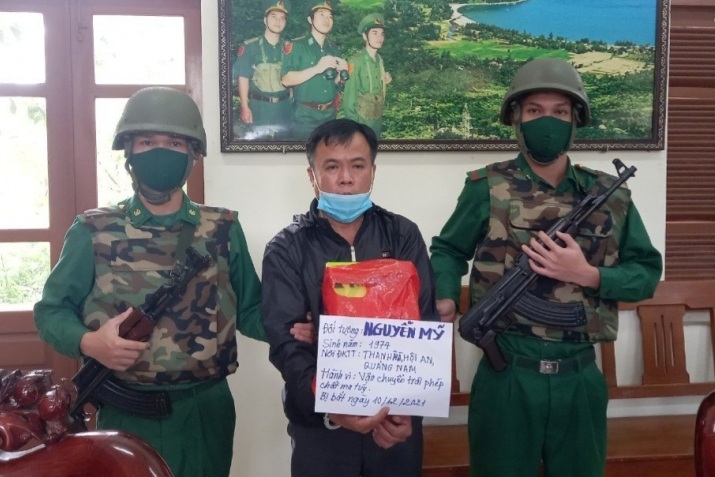 vay bat tai xe van chuyen 3 kg ma tuy nhu phim hanh dong dspl vay bat tai xe van chuyen 3 kg ma tuy nhu phim hanh dong dspl