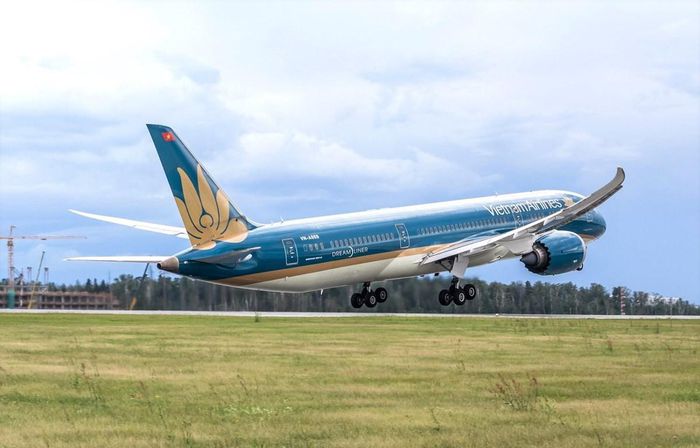 vietnam airlines muon tang von bang co phieu trai phieu dspl