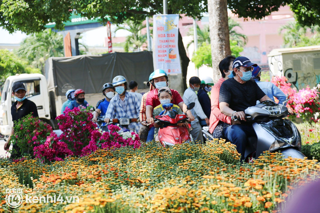 ngay 29 tet hoa re ngang mo rau tieu thuong sai gon ban tong ban thao de ve nha dspl 2 ngay 29 tet hoa re ngang mo rau tieu thuong sai gon ban tong ban thao de ve nha dspl 2