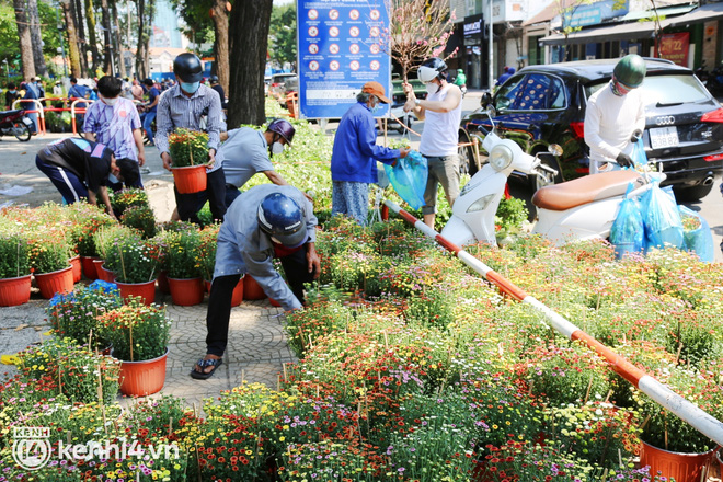 ngay 29 tet hoa re ngang mo rau tieu thuong sai gon ban tong ban thao de ve nha dspl 4 ngay 29 tet hoa re ngang mo rau tieu thuong sai gon ban tong ban thao de ve nha dspl 4