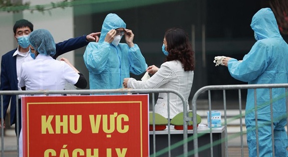 ngay 18 2 ca nuo co hon 42000 ca covid 19 moi dspl