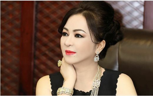 tam dinh chi don to cao cua ca si phuong oanh voi ba nguyen phuong hang dspl