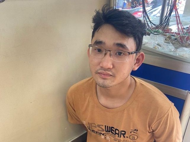 vu cuop tiem vang o binh thanh nghi pham mang vang di ban nap game dspl