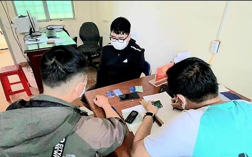 hang tram nguoi bi lua ban album qua luu niem cua blackpink dspl
