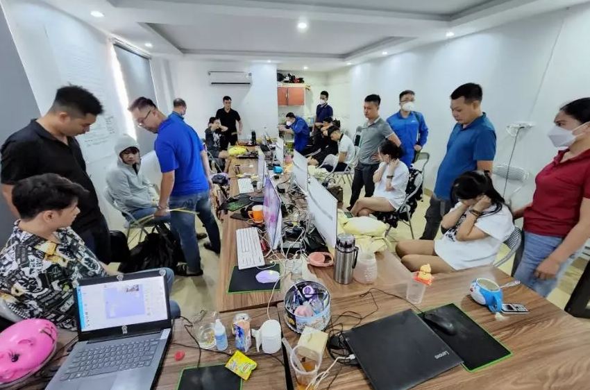 bo cong an triet pha duong day cho vay nang lai gan 1800 ty dspl