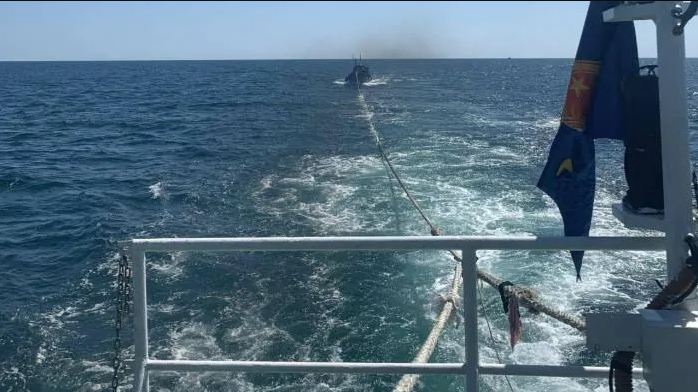 vu tau ca quang ngai bi chim khien 9 ngu dan roi xuong bien nghi do bi boc pha tan cong dspl