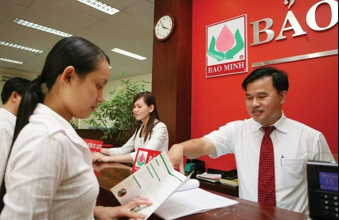 tong giam doc bao hiem bao minh nhan hon 120 trieu thang dspl