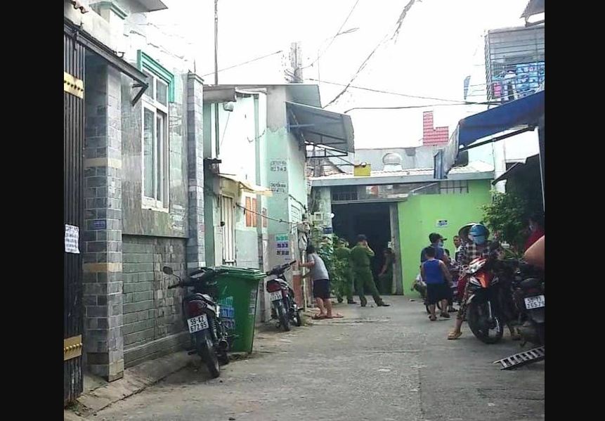 hai vo chong tu vong trong can nha tro dspl 2