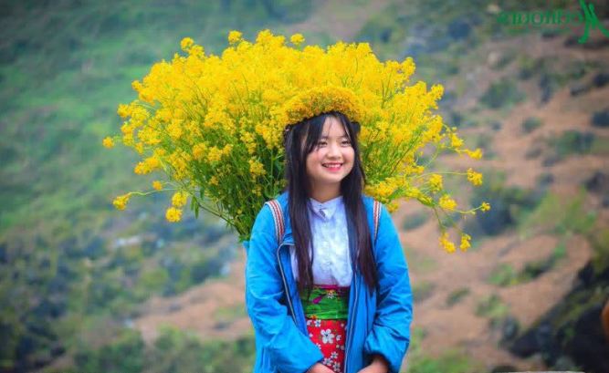 khong nhay nhot du trend tiktok phung phinh ha giang khoe anh la nhung cu dan mang khen het muc dspl 2