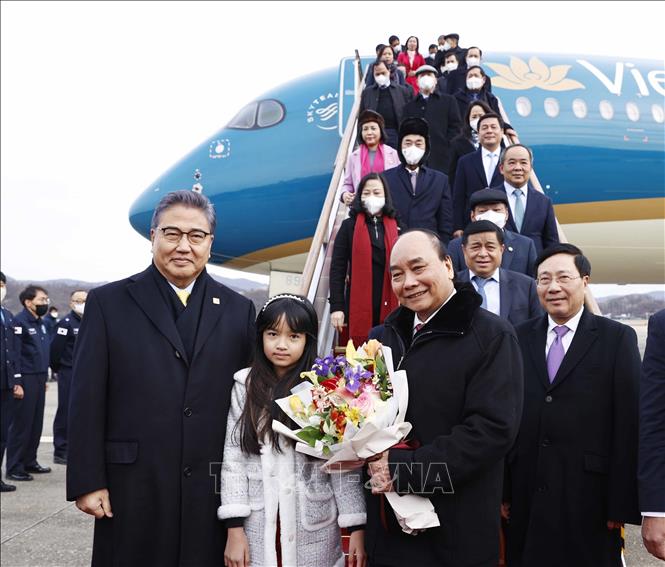 chu tich nuoc nguyen xuan phuc bat dau tham cap nha nuoc dai han dan quoc dspl 1 chu tich nuoc nguyen xuan phuc bat dau tham cap nha nuoc dai han dan quoc dspl 1