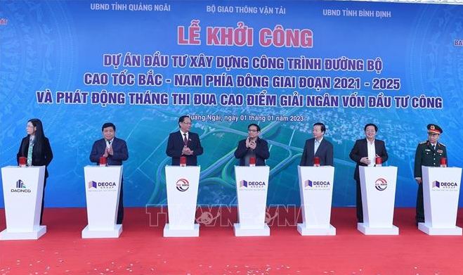 thu tuong phat lenh khoi cong 12 du an duong bo cao toc bac nam dspl