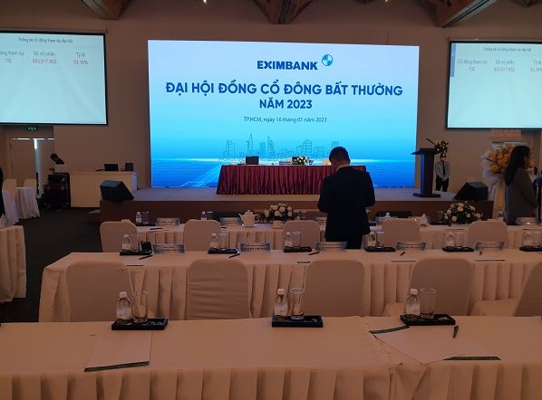 eximbank to chuc dhcd bat thuong khong thanh dspl