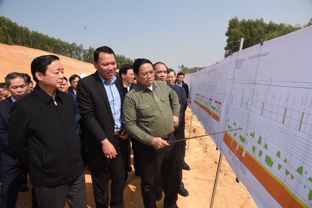 thu tuong kiem tra don doc du an cao toc tuyen quang phu tho chuc tet cong nhan va nguoi dan khu tai dinh cu dspl 1 thu tuong kiem tra don doc du an cao toc tuyen quang phu tho chuc tet cong nhan va nguoi dan khu tai dinh cu dspl 1
