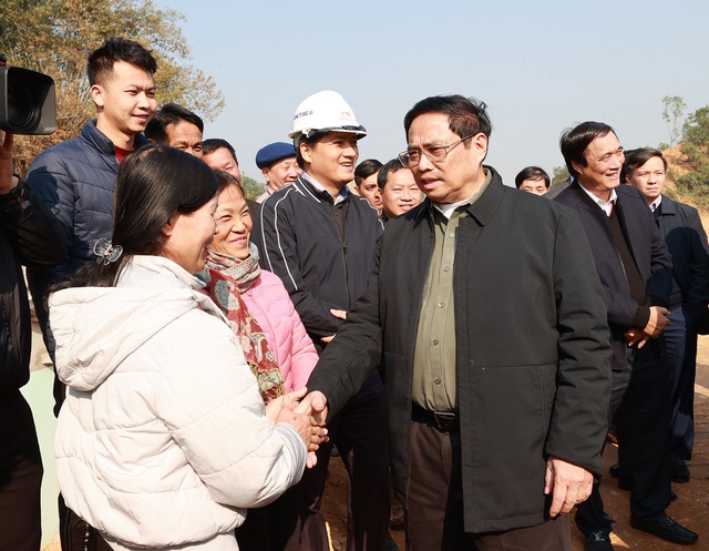 thu tuong kiem tra don doc du an cao toc tuyen quang phu tho chuc tet cong nhan va nguoi dan khu tai dinh cu dspl 5 thu tuong kiem tra don doc du an cao toc tuyen quang phu tho chuc tet cong nhan va nguoi dan khu tai dinh cu dspl 5