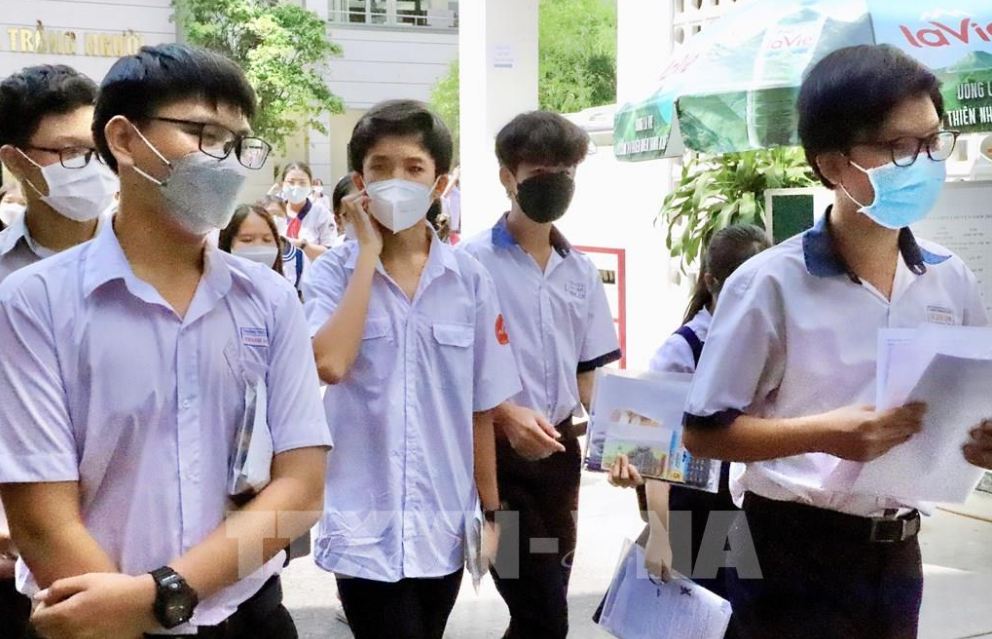 tp hcm yeu cau cac truong ngoai cong lap cam ket chat luong giao duc cong khai hoc phi dspl