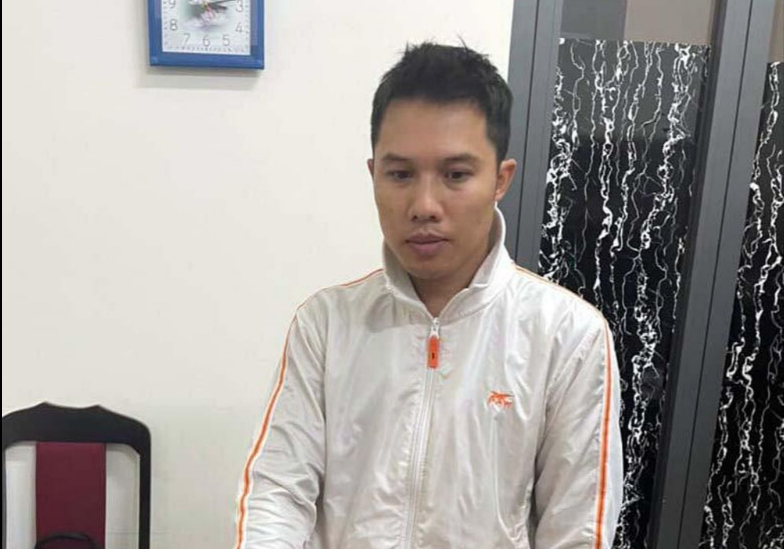 ha noi nguoi dan ong vao sieu thi an trom hang chuc trieu dong dspl