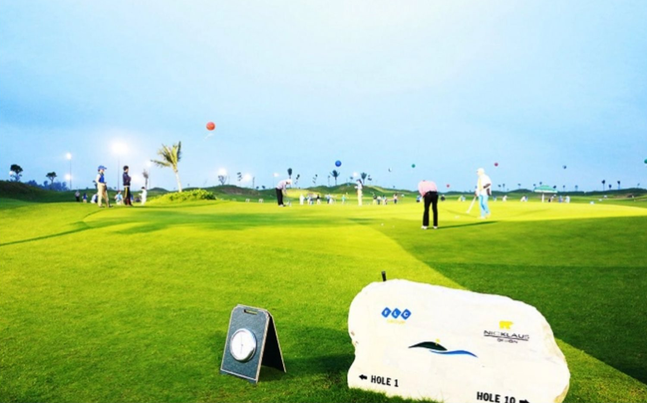 hoa binh cham dut sieu du an du lich san golf cham tien do cua flc dspl