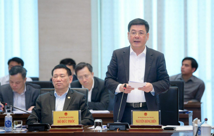 bo cong thuong de xuat dung ngan sach nang muc du tru xang dau quoc gia dspl