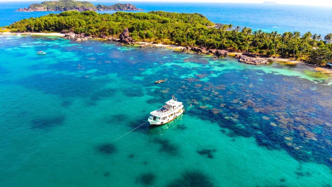 thuc hu chuyen xa lo tour phu quoc vi e khach thuc hu chuyen xa lo tour phu quoc vi e khach