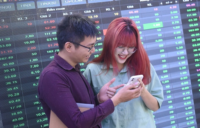 co phieu ngan hang do lua co phieu bat dong san tang boc dau sau tin ha lai suat co phieu ngan hang do lua co phieu bat dong san tang boc dau sau tin ha lai suat