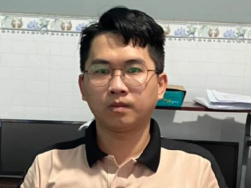 can tho thua tien ao nam nhan vien ngan hang chiem doat tien ty cua nu dai gia