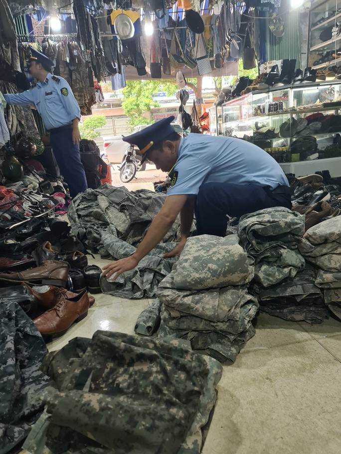 dak lak thu giu ca nghin bo quan ao ran ri khong hoa don chung tu1 dak lak thu giu ca nghin bo quan ao ran ri khong hoa don chung tu1