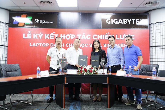khang dinh vi tri so 1 ve laptop gaming fpt shop tien phong len ke 50 000 may cau hinh gaming voi gia soc chi 10 99 trieu khang dinh vi tri so 1 ve laptop gaming fpt shop tien phong len ke 50 000 may cau hinh gaming voi gia soc chi 10 99 trieu