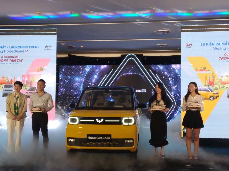 o to dien mini wuling hongguang mini ev gia tu 239 trieu dong nguoi dung viet co san sang don nhan 1 o to dien mini wuling hongguang mini ev gia tu 239 trieu dong nguoi dung viet co san sang don nhan 1