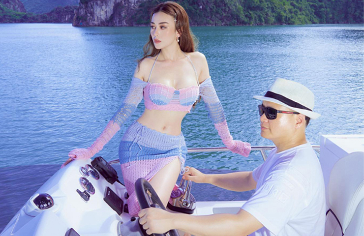 khoe dang tren du thuyen quynh bup be luyen luon mac khoe so do dep6 khoe dang tren du thuyen quynh bup be luyen luon mac khoe so do dep6