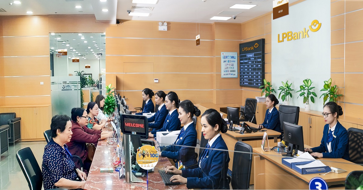 lpbank chot quyen tra co tuc bang co phieu ty le 19 lpbank chot quyen tra co tuc bang co phieu ty le 19