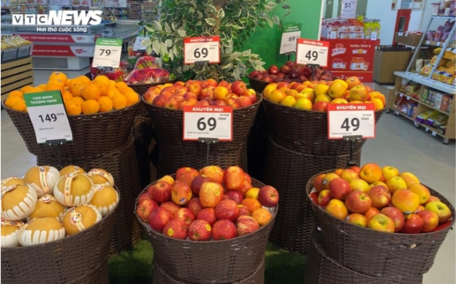 vi sao thi truong tran ngap trai cay ngoai gia re bat ngo 1 vi sao thi truong tran ngap trai cay ngoai gia re bat ngo 1